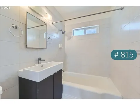815/821 NE Holman Street Portland OR 97211