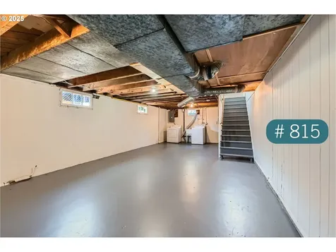 815/821 NE Holman Street Portland OR 97211