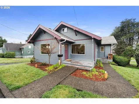 886 Florence Avenue Astoria OR 97103