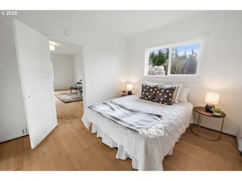 886 Florence Avenue Astoria OR 97103