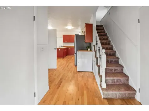 886 Florence Avenue Astoria OR 97103