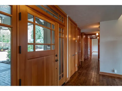 14585 North Bank Road Roseburg OR 97470