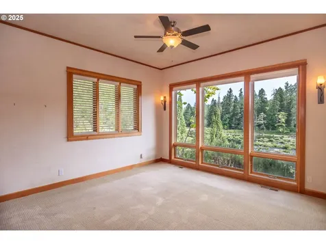 14585 North Bank Road Roseburg OR 97470