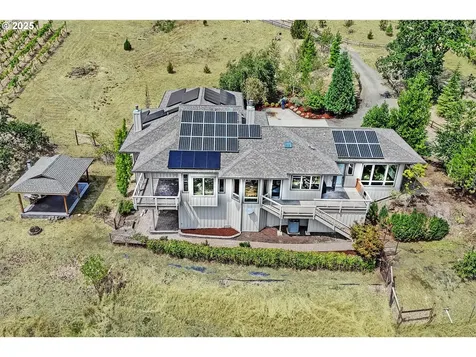 14585 North Bank Road Roseburg OR 97470