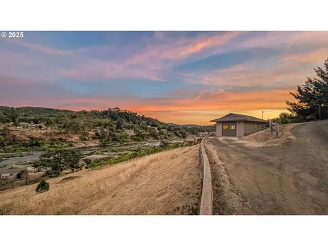 14585 North Bank Road Roseburg OR 97470