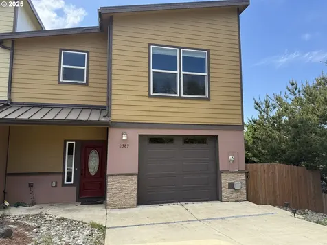 2389 Brooklyn Drive Coos Bay OR 97420