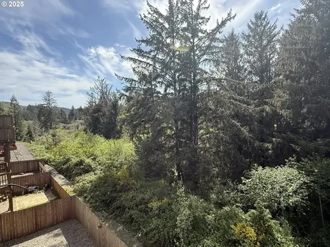 2389 Brooklyn Drive Coos Bay OR 97420