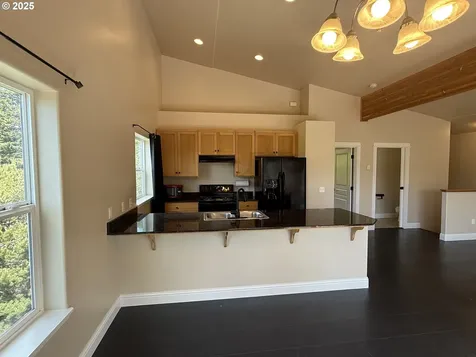 2389 Brooklyn Drive Coos Bay OR 97420