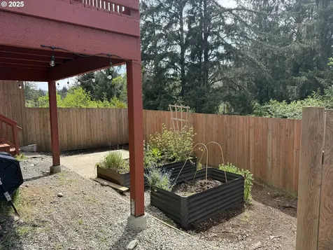 2389 Brooklyn Drive Coos Bay OR 97420