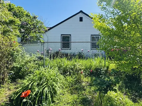 8110 N Dana Avenue Portland OR 97203