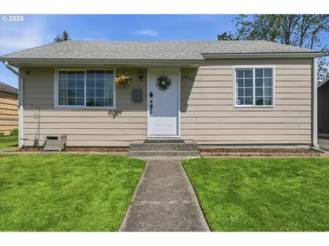 3042 Field Street Longview WA 98632