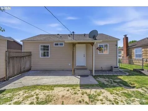 3042 Field Street Longview WA 98632