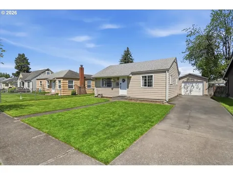 3042 Field Street Longview WA 98632