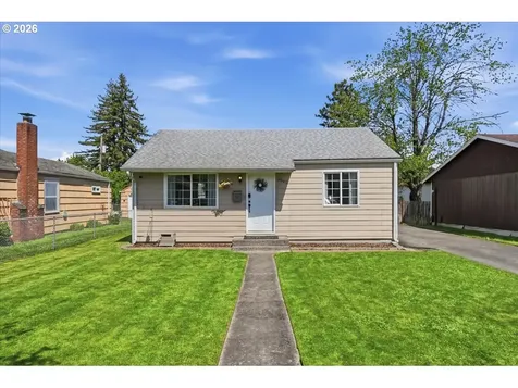 3042 Field Street Longview WA 98632