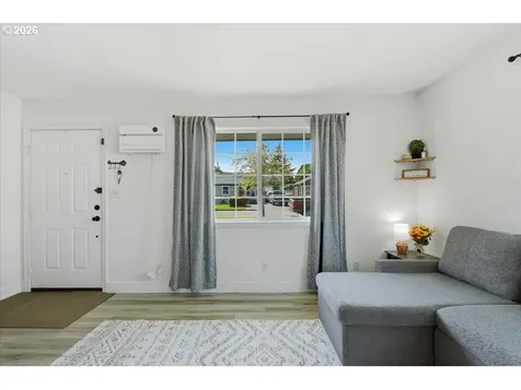 3042 Field Street Longview WA 98632