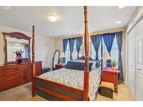 4963 Crater Avenue N Keizer OR 97303