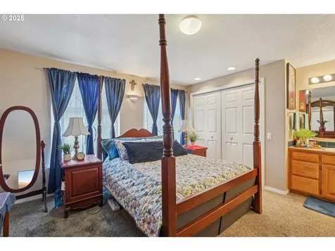4963 Crater Avenue N Keizer OR 97303