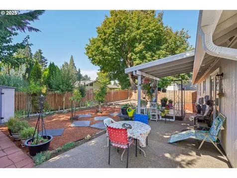 4963 Crater Avenue N Keizer OR 97303