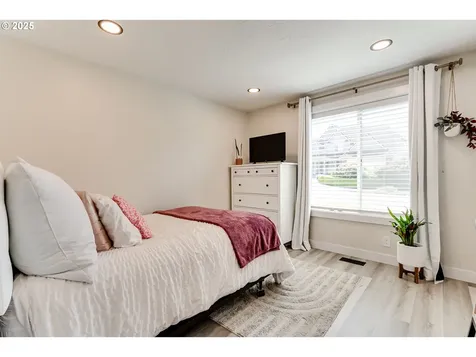 1107 Valley Butte Drive Eugene OR 97401