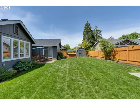 1107 Valley Butte Drive Eugene OR 97401