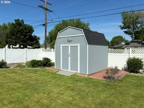 3041 SW Jay Avenue Pendleton OR 97801