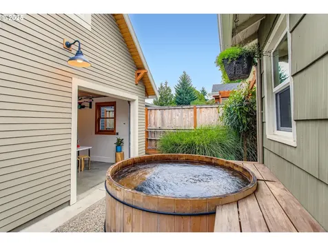 7216 N Wilbur Avenue Portland OR 97217