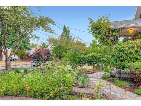 7216 N Wilbur Avenue Portland OR 97217