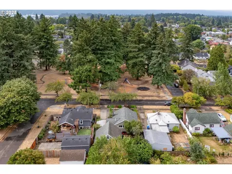 7216 N Wilbur Avenue Portland OR 97217