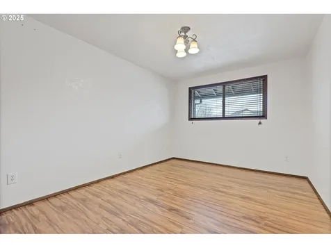1034 SE Rummel Street Mcminnville OR 97128