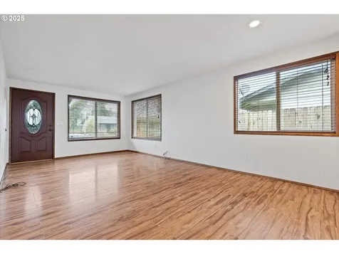 1034 SE Rummel Street Mcminnville OR 97128