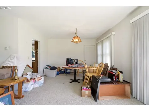9017 NW 21st Avenue Vancouver WA 98665
