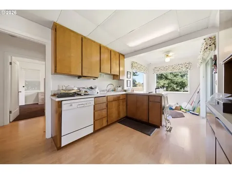 9017 NW 21st Avenue Vancouver WA 98665