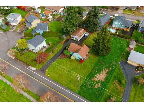 9017 NW 21st Avenue Vancouver WA 98665