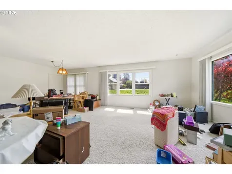 9017 NW 21st Avenue Vancouver WA 98665