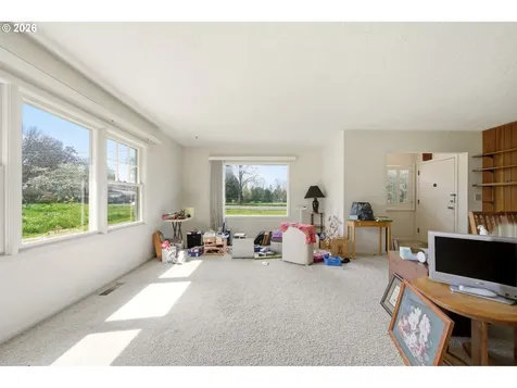 9017 NW 21st Avenue Vancouver WA 98665