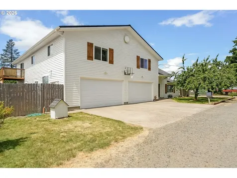 2395 88th Avenue NE Salem OR 97305