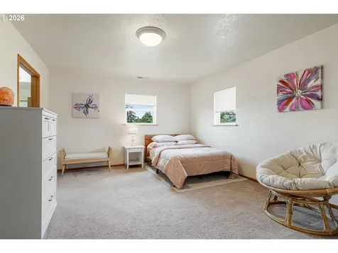 2395 88th Avenue NE Salem OR 97305