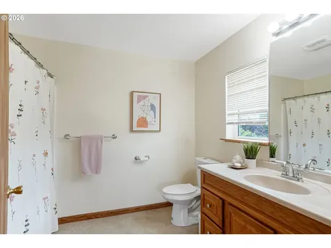 2395 88th Avenue NE Salem OR 97305