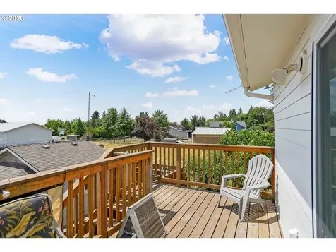 2395 88th Avenue NE Salem OR 97305