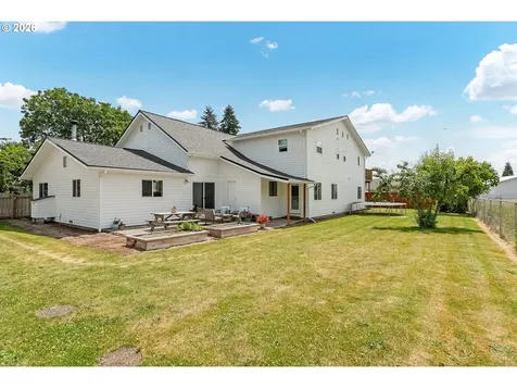 2395 88th Avenue NE Salem OR 97305