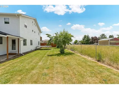 2395 88th Avenue NE Salem OR 97305