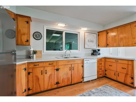 1304 Coal Creek Road Longview WA 98632