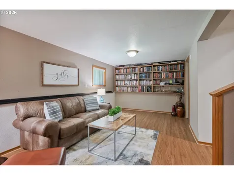 1304 Coal Creek Road Longview WA 98632