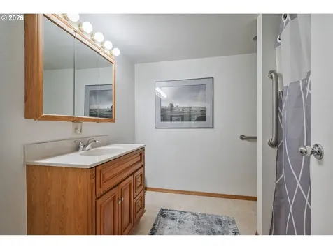 1304 Coal Creek Road Longview WA 98632