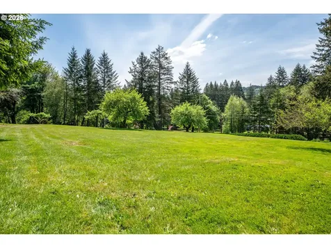 1304 Coal Creek Road Longview WA 98632