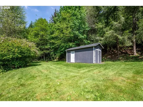 1304 Coal Creek Road Longview WA 98632