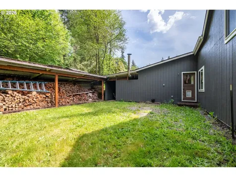1304 Coal Creek Road Longview WA 98632