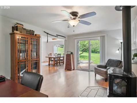 1304 Coal Creek Road Longview WA 98632