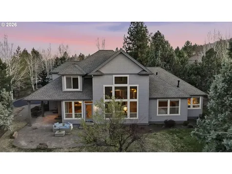 764 NW Yosemite Drive Bend OR 97703