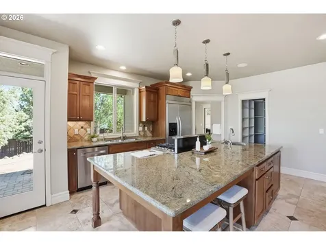 764 NW Yosemite Drive Bend OR 97703